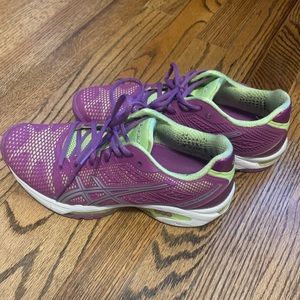 Women’s Gel Sole ASICS Tennis Shoes